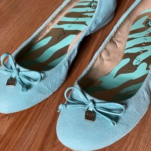 Anne Klein iFlex flats.